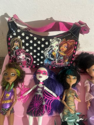 Conjunto di bambole Monster High + borsetta
