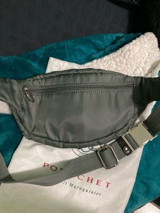 Riñonera Pourchet verde piel