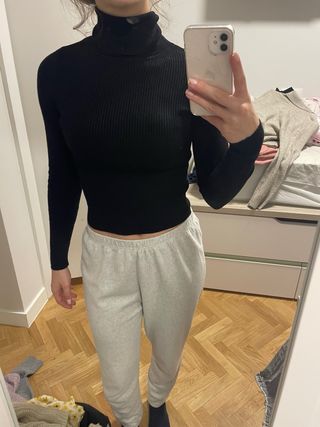 Jersey cuello alto negro