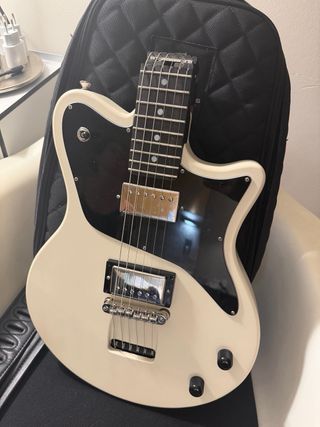 Guitarra Eléctrica Ciari Ascender TM