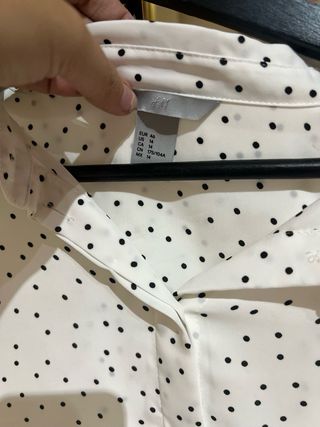 Camisa blanca lunares negros talla 46