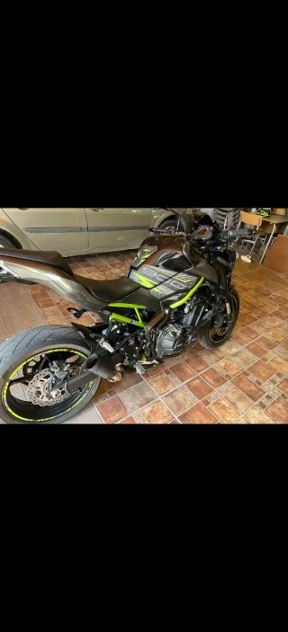 Kawasaki Z900