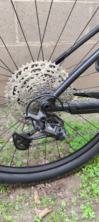 Bicicleta de montaña negra Trek. Talla ML