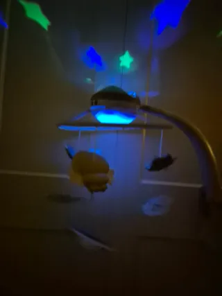 Móvil cuna con figuras de animales