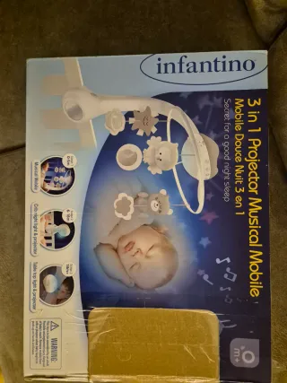 Móvil cuna con figuras de animales