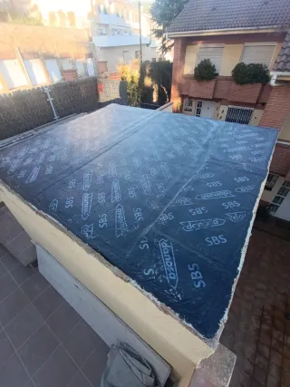 PALETA DE TERRAZAS CON GOTERAS.