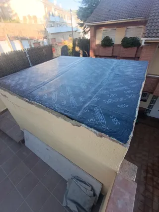 PALETA DE TERRAZAS CON GOTERAS.