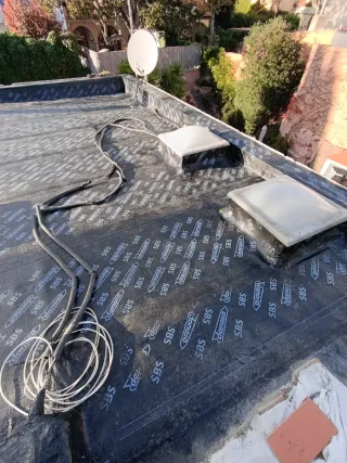 PALETA DE TERRAZAS CON GOTERAS.