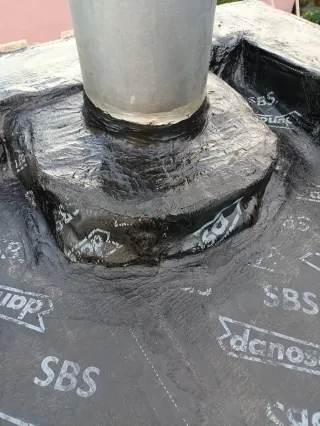 PALETA DE TERRAZAS CON GOTERAS.