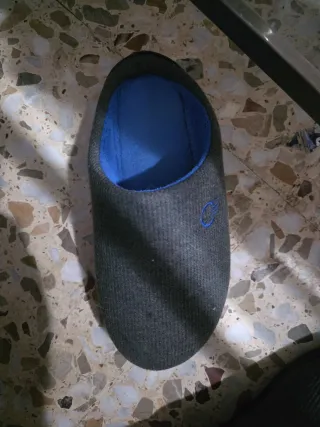 Zapatos grises y azules talla 45