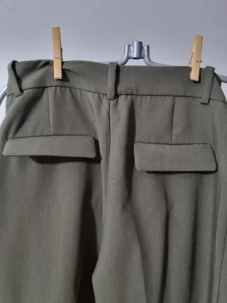 Pantalón verde de vestir