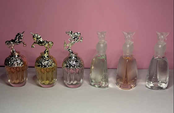 Miniaturas de Perfume Anna Sui fantasíacon Adornos