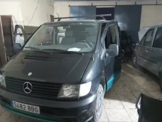 Mercedes-Benz eVito 2000