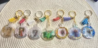 Llaveros arcángeles/virgen Guadalupe resina