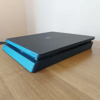PlayStation 4 Slim Sony PS4