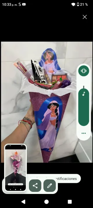 Conos de regalo Guess, VS, Chanel