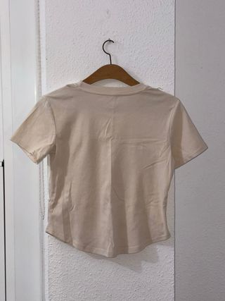 Camiseta beige manga corta