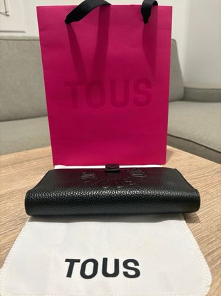 Cartera Tous Negra Piel Grabada