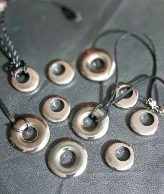 10 ciondoli infinito pietra ematite