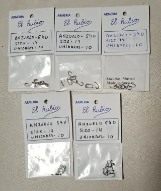 Anzuelos de anilla para moscas ahogadas  n.14