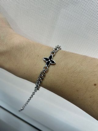 Pulsera Louis Vuitton Plateada