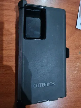 Custodia Otterbox Defender per Samsung S22 Ultra
