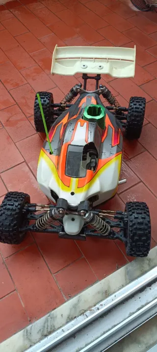 Carrinho RC a Gasolina