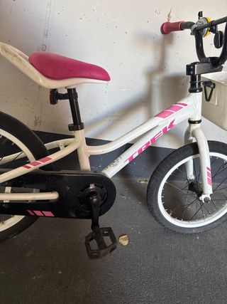 Bicicleta niñas Trek 16’  (3-7 años)