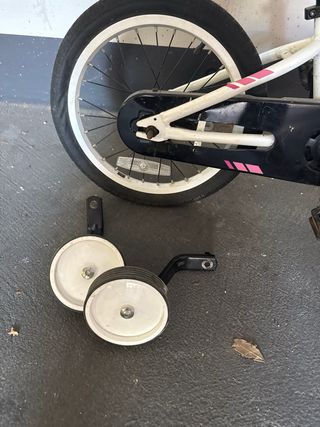 Bicicleta niñas Trek 16’  (3-7 años)