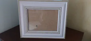 Marco de fotos de madera blanco