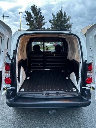 OFERTA Peugeot Partner 2017 1.6 VTI con 54086 KM