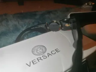 Occhiali da sole Versace Medusa Nero/Oro