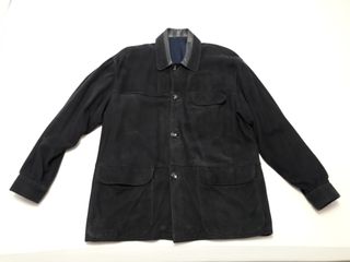 Chaqueta de napa vintage años 90 en buen estado.