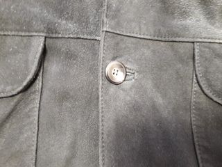 Chaqueta de napa vintage años 90 en buen estado.