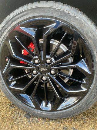 PINTADO DE LLANTAS  PINTADO DE PINZAS