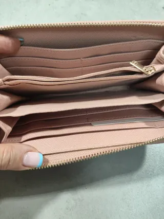 Cartera Stradivarius rosa