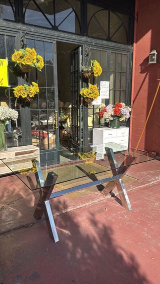 Mesa de comedor cristal y metal