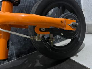 Bicicleta sin pedales naranja