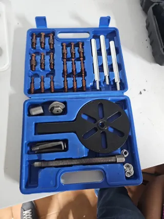 Extractor de rodamientos y poleas