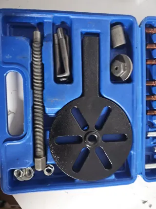 Extractor de rodamientos y poleas