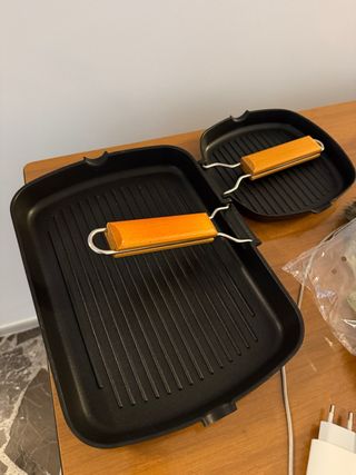 2 Bistecchiere Ghisa Nuove con manico pieghevole