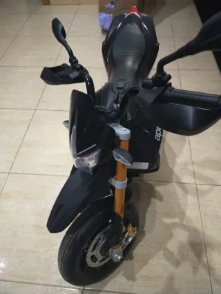 Moto niño Aprilia - Batería a cambiar