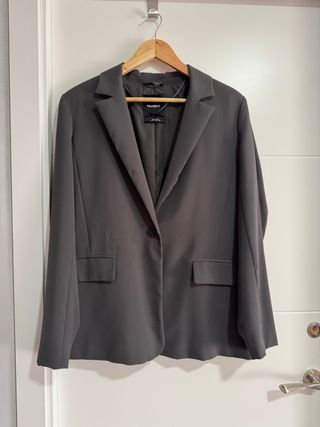 Blazer Pull&Bear gris nueva