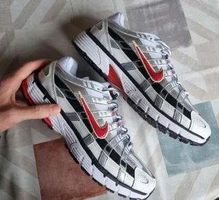 Zapatillas Nike P6000 Plata y Rojo