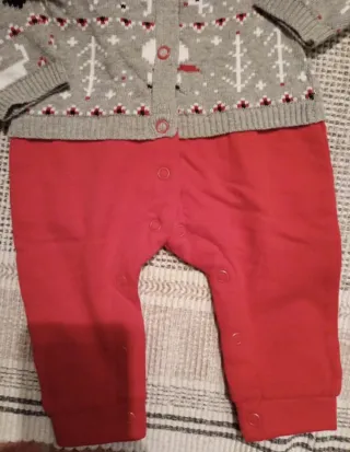 Pelele navideño bebé con muñeco de nieve