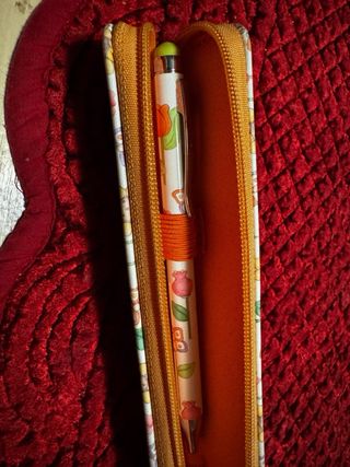 Astuccio e penna Thun floreale