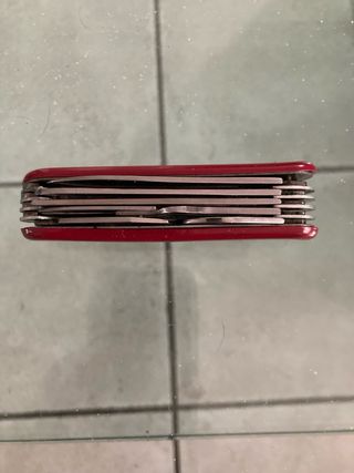 Coltellino svizzero multiuso 11 posizioni