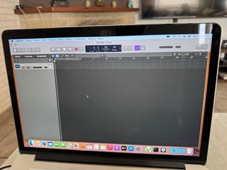 MacBook Pro Retina 15'' 2014 pronto per la registrazione