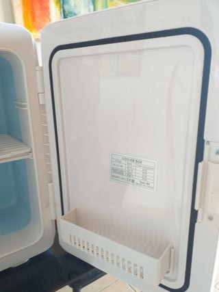 Nevera mini VEVOR rosa