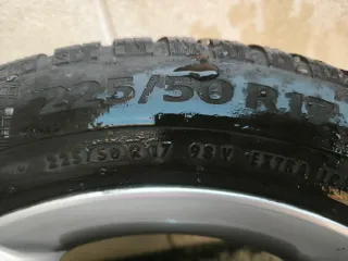 Neumáticos 225/50/17